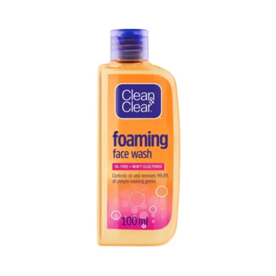 Clean and Clear Essentials Foaming Facial Cleanser 100ml