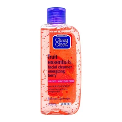 Clean And Clear Fruit Essentials Facial Cleanser Energizing Berrry 100ML